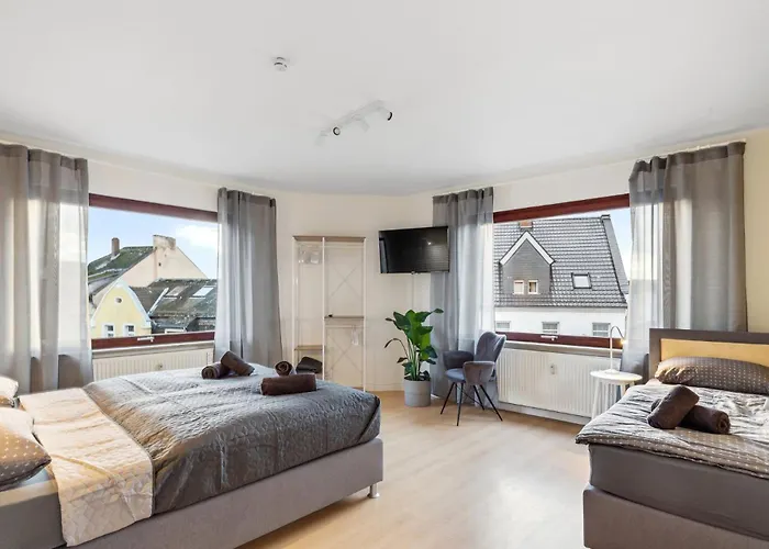 Amalfi A03 - 3 Zi.+ Bequeme Boxspringbetten + Smart Tv