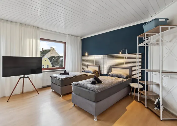 Amalfi A03 - 3 Zi.+ Bequeme Boxspringbetten + Smart Tv